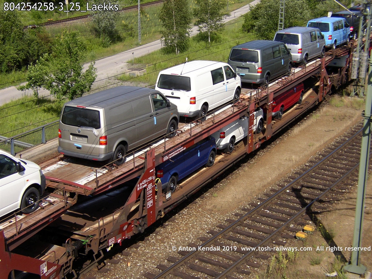 804254258-3_25_Laekks.JPG